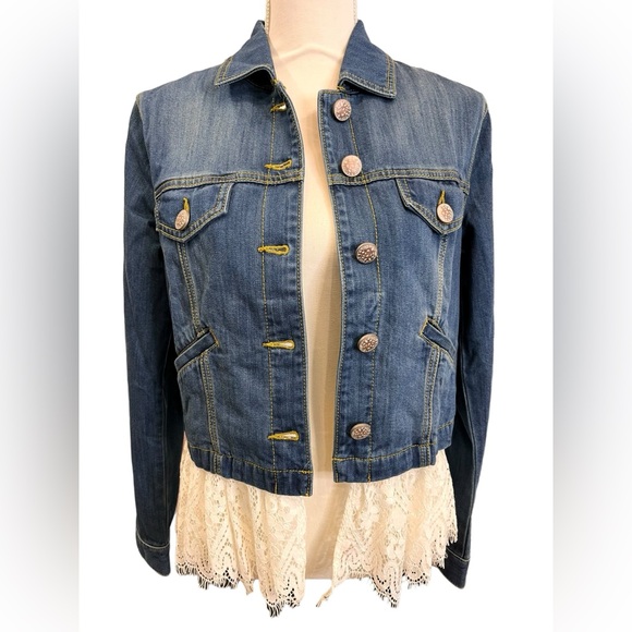 CAbi Dakota Denim Jacket w/ Detachable Lace Hem Small Stretch Jean Jacket - Picture 7 of 16